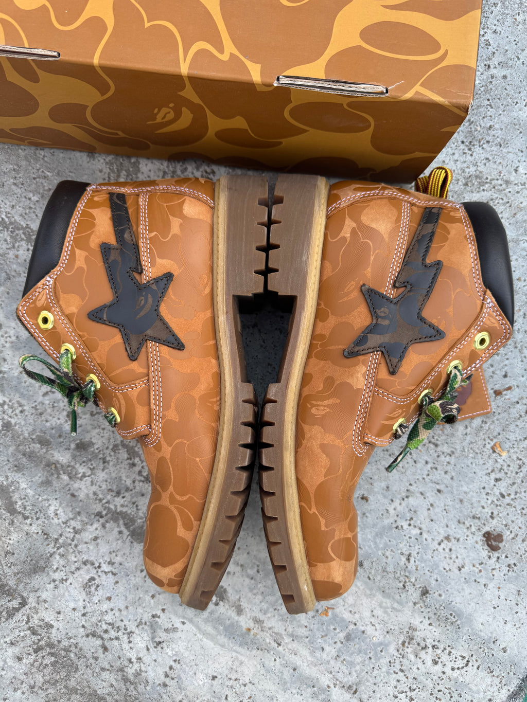 TIMBERLAND BAPE UNDEFEATED