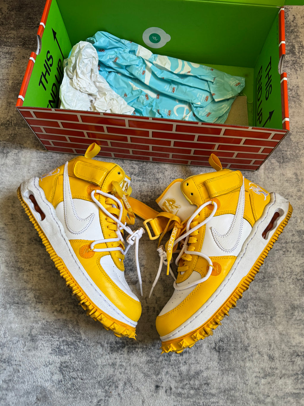 NIKE OFF WHITE AIR FORCE 1 MID