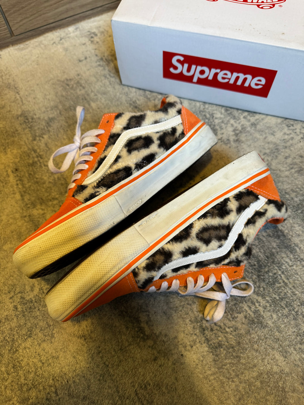 SUPREME VANS LEOPARD