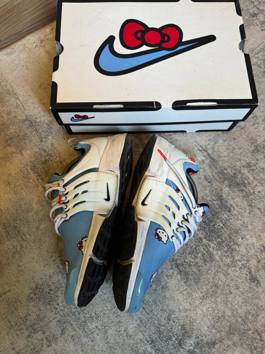 NIKE PRESTO HELLO KITTY