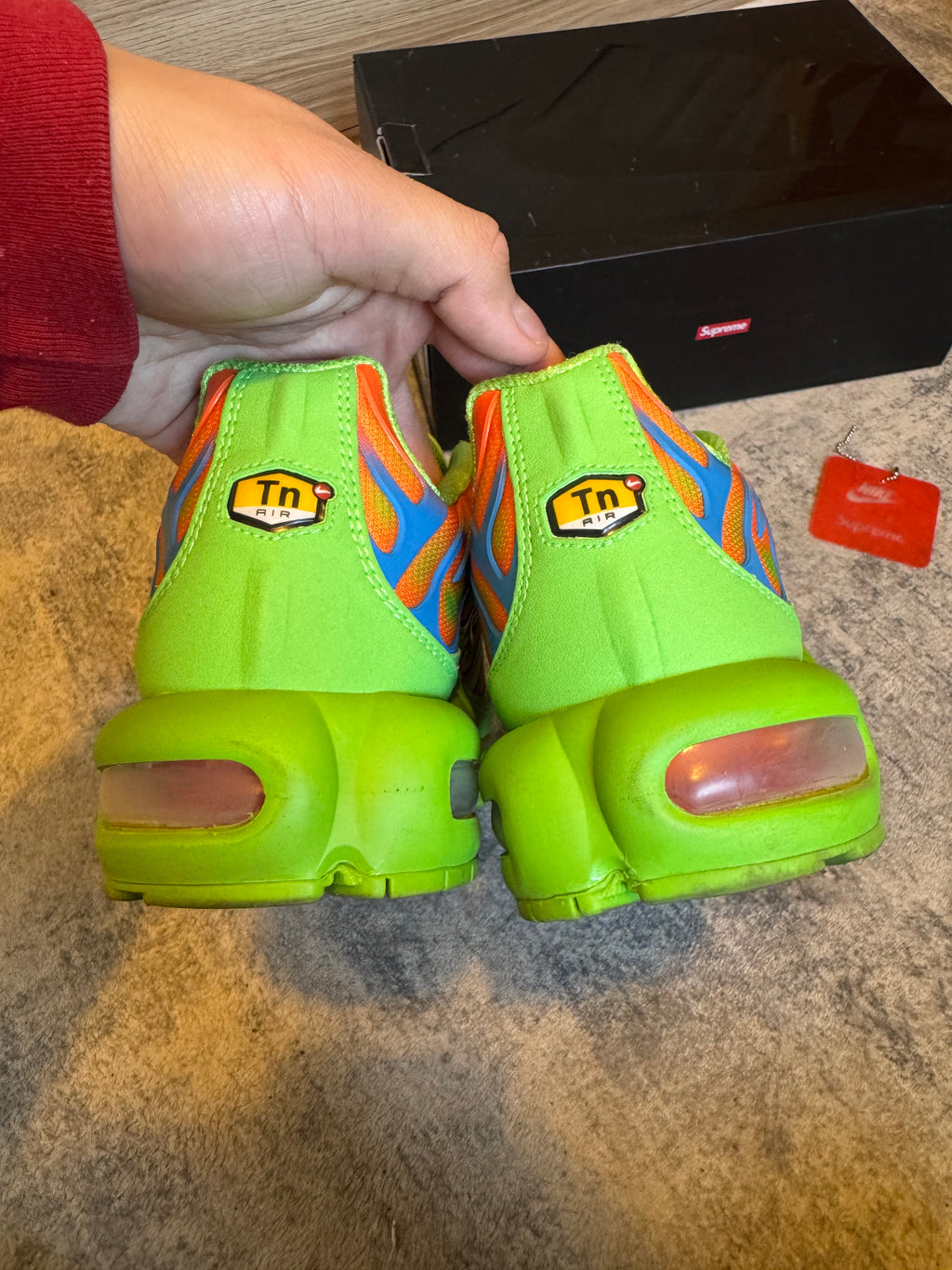 NIKE SUPREME TUNED