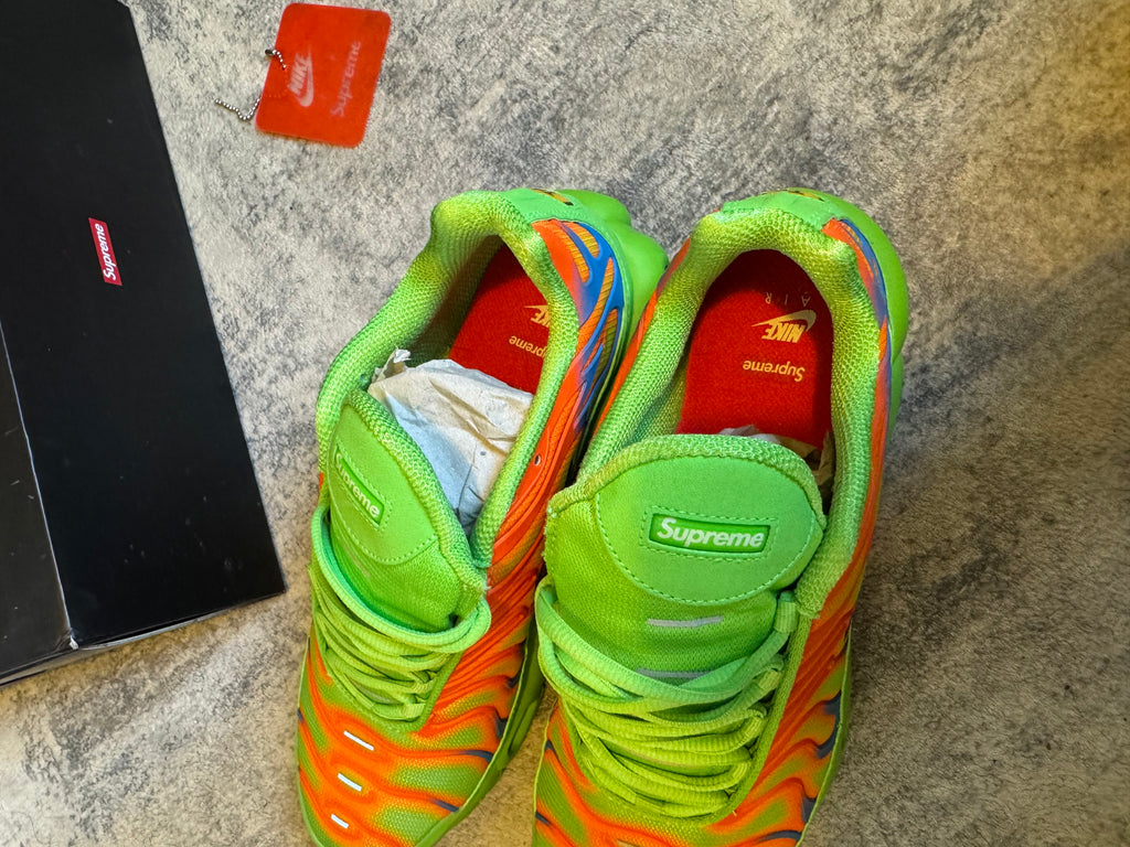 NIKE SUPREME TUNED