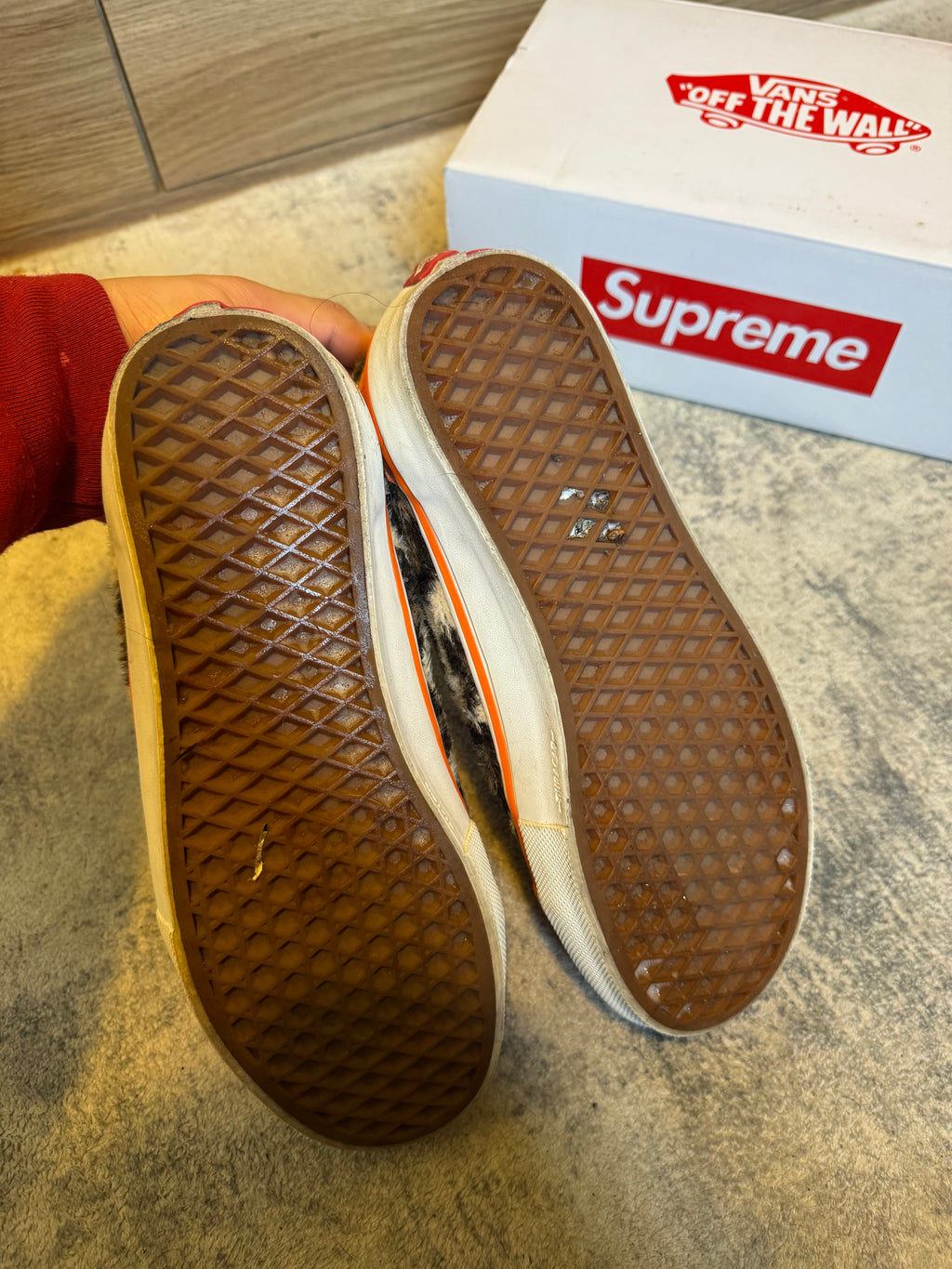 SUPREME VANS LEOPARD