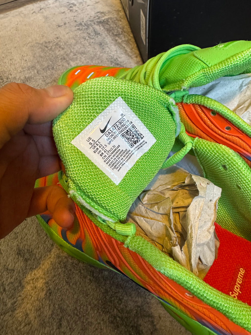 NIKE SUPREME TUNED