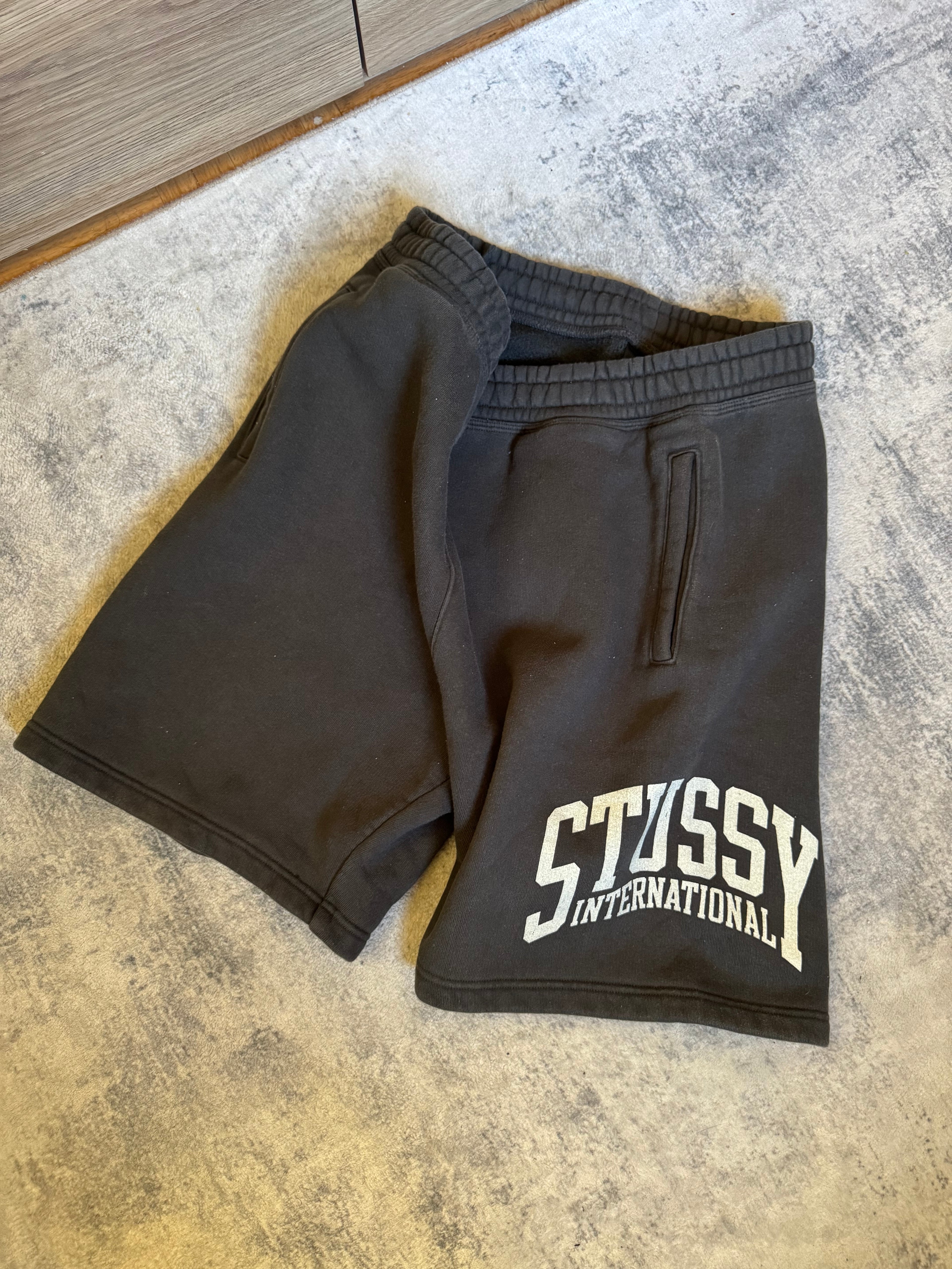 STUSSY SHORT