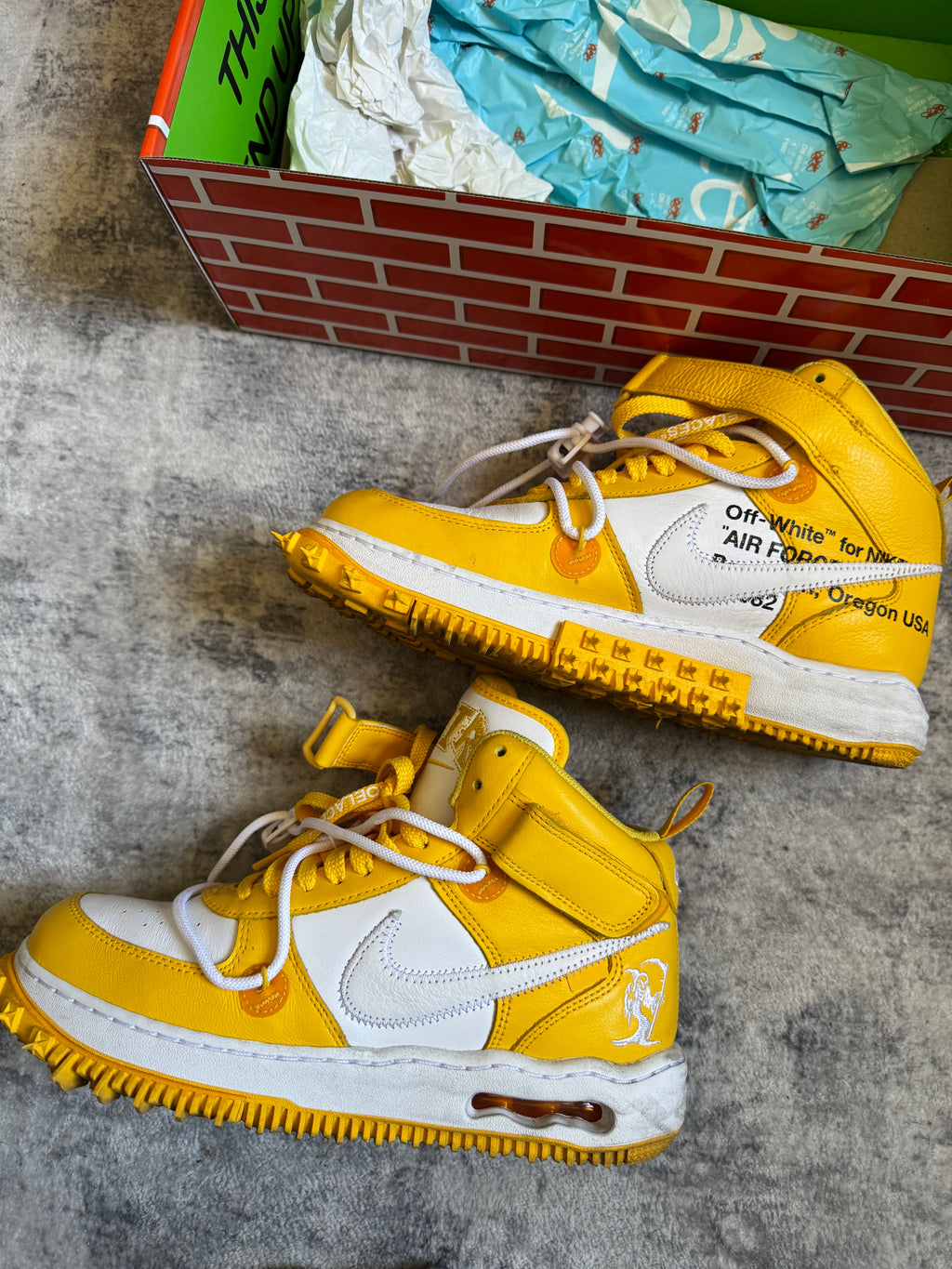 NIKE OFF WHITE AIR FORCE 1 MID
