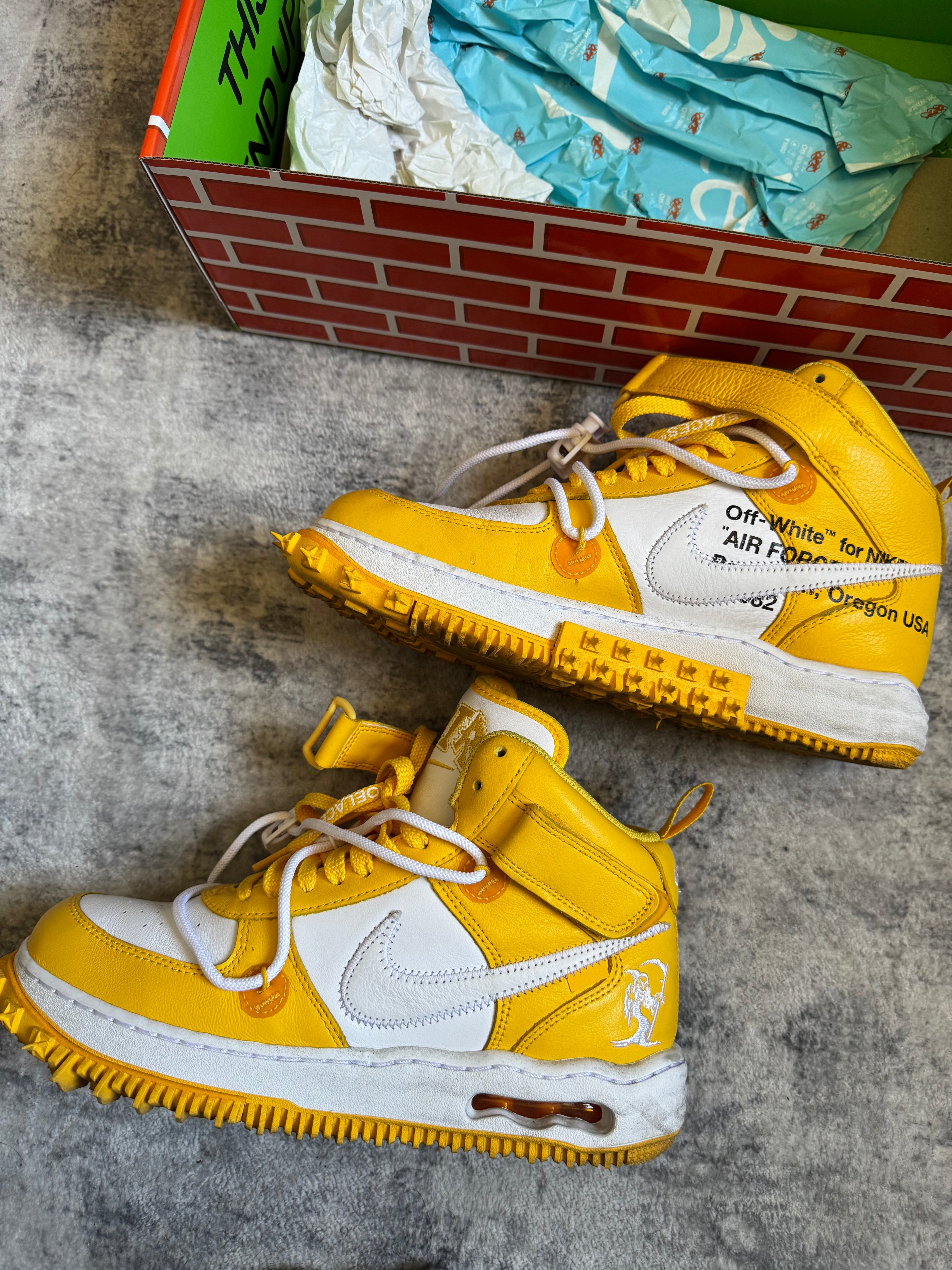 NIKE OFF WHITE AIR FORCE 1 MID